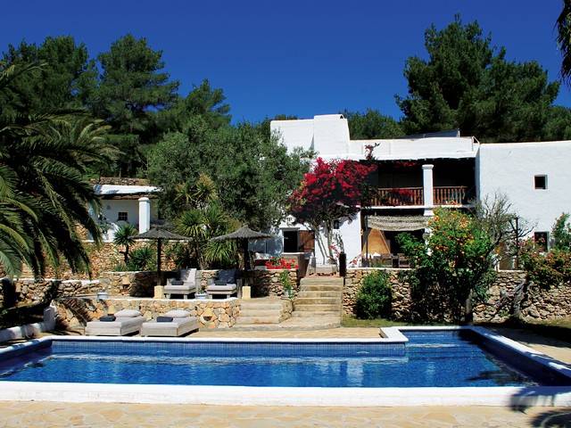 Beautiful Ibiza Finca for large groups tucked away from the world 