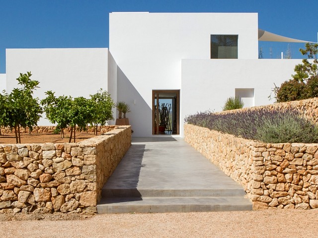 Luxury villa rental in Ibiza North
