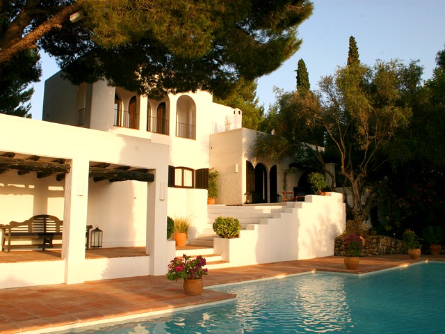 Big Ibiza holiday villa with 2 pools and a tennis court