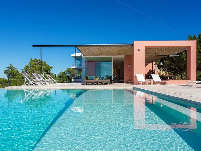 Luxury 6 bedroom Ibiza villa near Cala Bassa beach